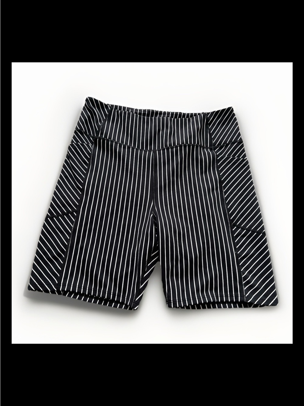 Victorias Secret On Point Flow Black & White Striped Athletic Bike Shorts Sz 16
